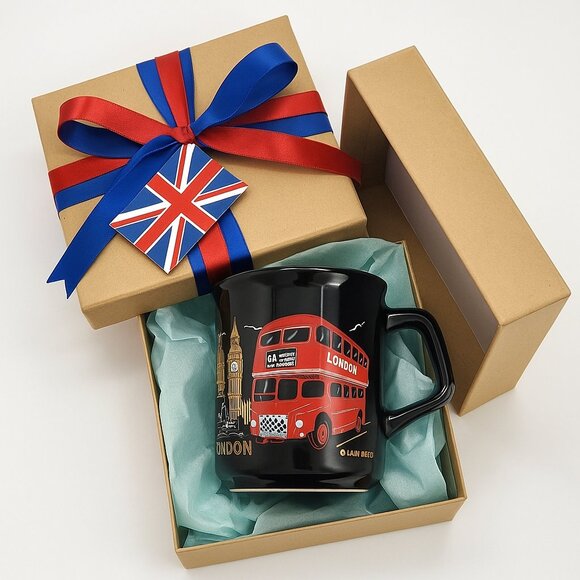 Vintage London Souvenir Mug | Black Red & Metallic Gold Bus, Big Ben & Guardsman - Picture 2 of 9